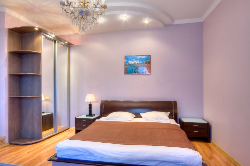 Studio Apartment with Spa Bath