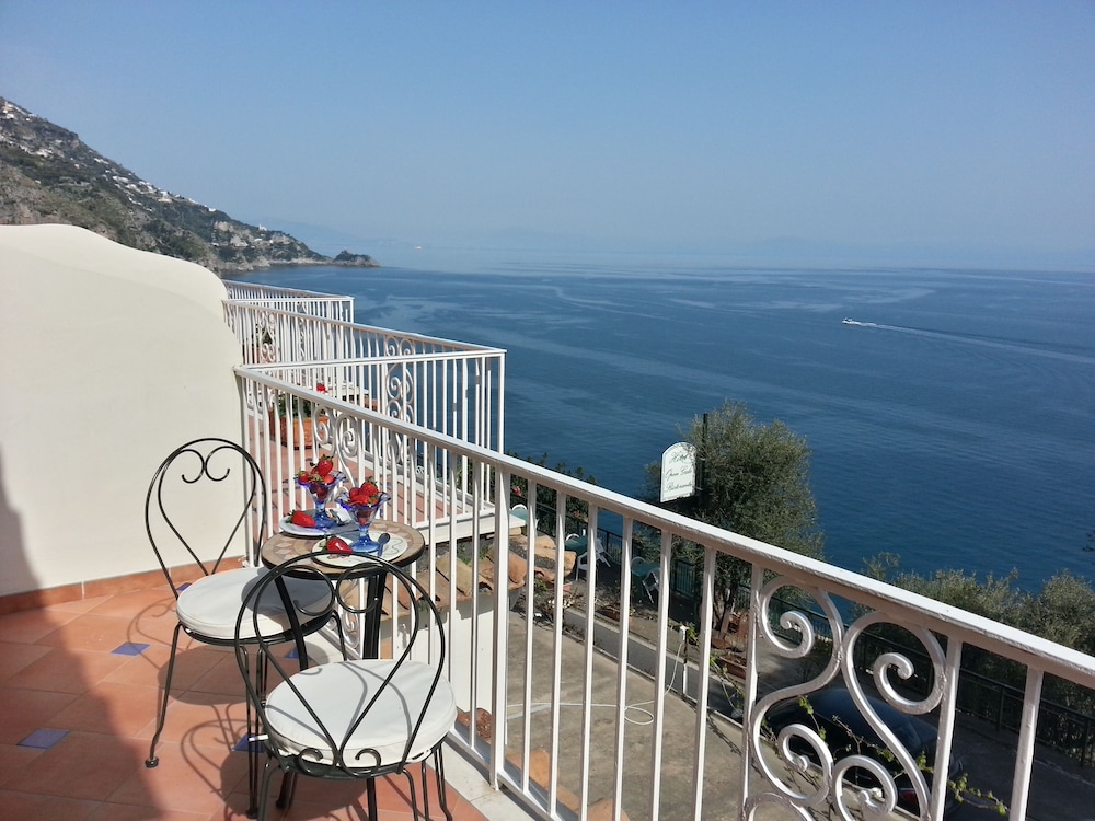 Double or Twin Room, Sea View - Photo 3