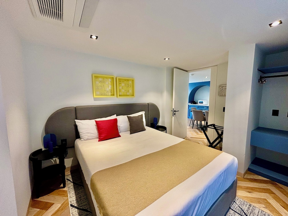 Executive Apartment, 2 Bedrooms - Photo 4