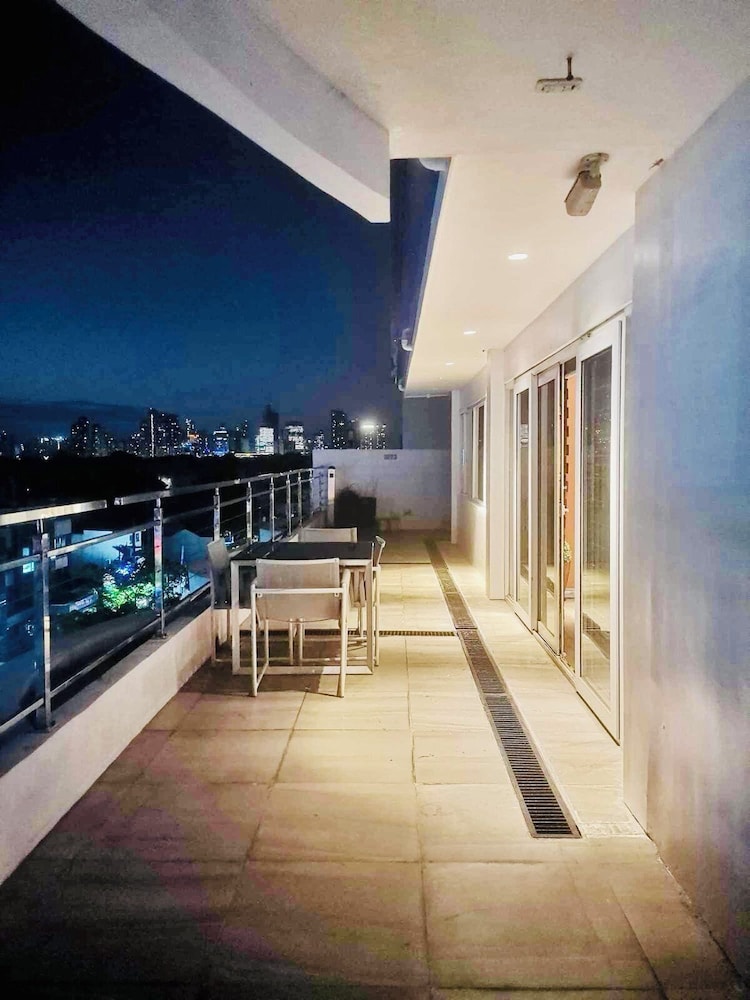 Executive Room photo 3