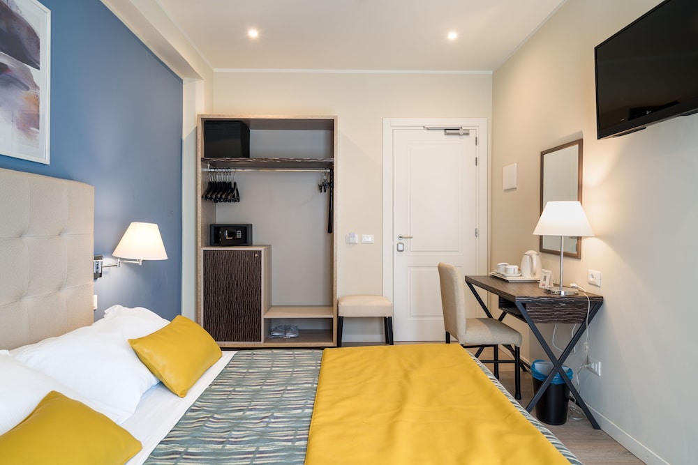 Comfort Double Room, Partial Sea View photo 2
