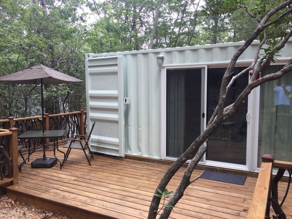 Design Cabin, 1 Queen Bed, Refrigerator & Microwave, Mountainside