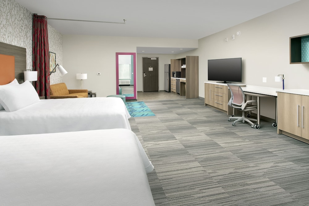 Studio, 2 Queen Beds, Accessible, Bathtub photo 2