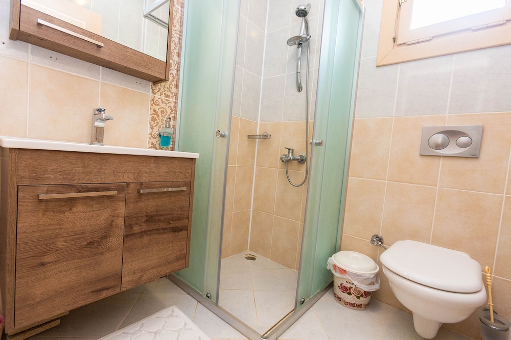 Villa photo 2