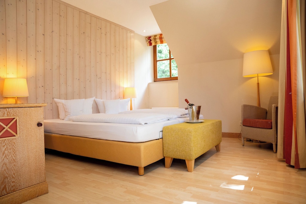 Standard Double Room, 1 Bedroom, Non Smoking photo 2