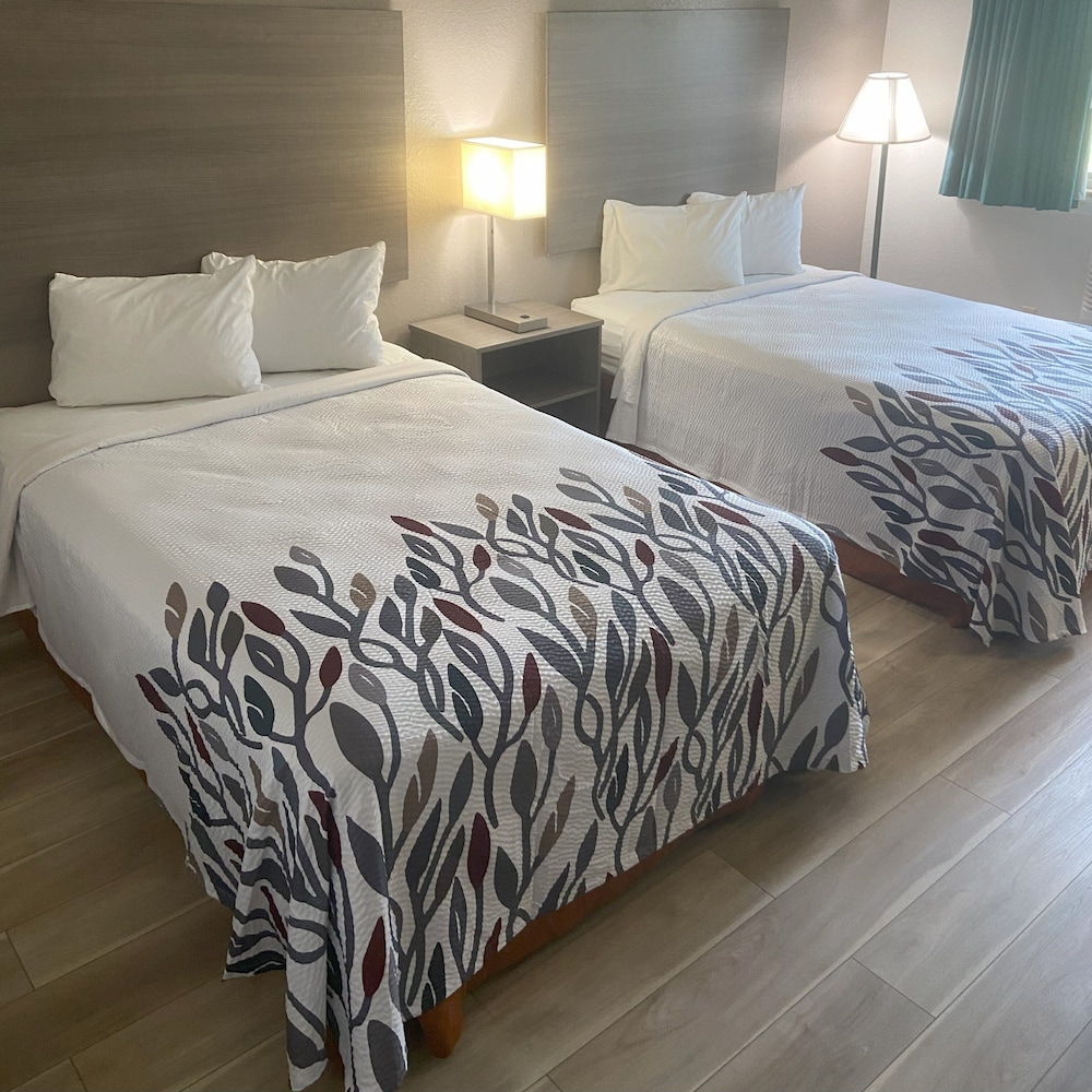 Deluxe Room, 2 Double Beds, Non Smoking - Photo 4