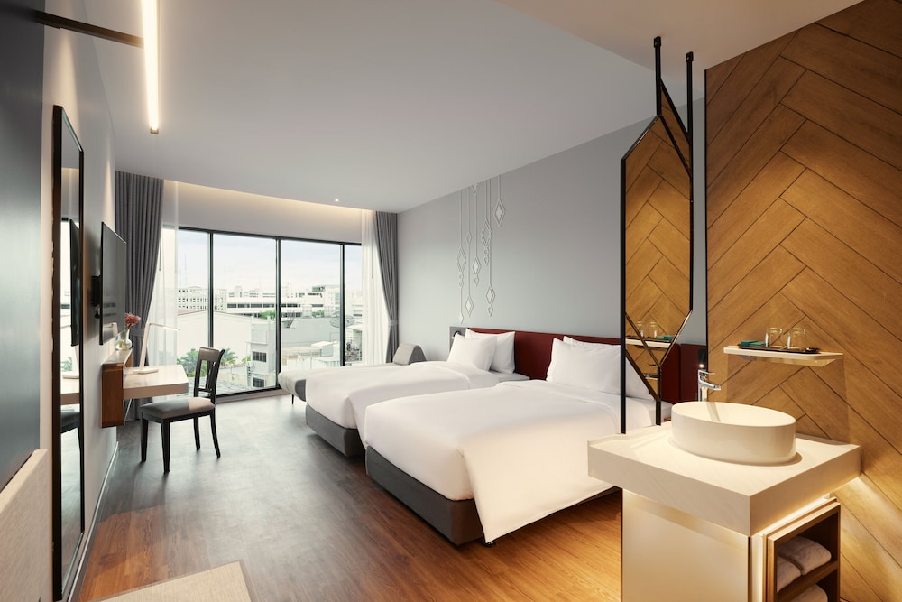 Deluxe Room, 2 Twin Beds (Premium) photo 2
