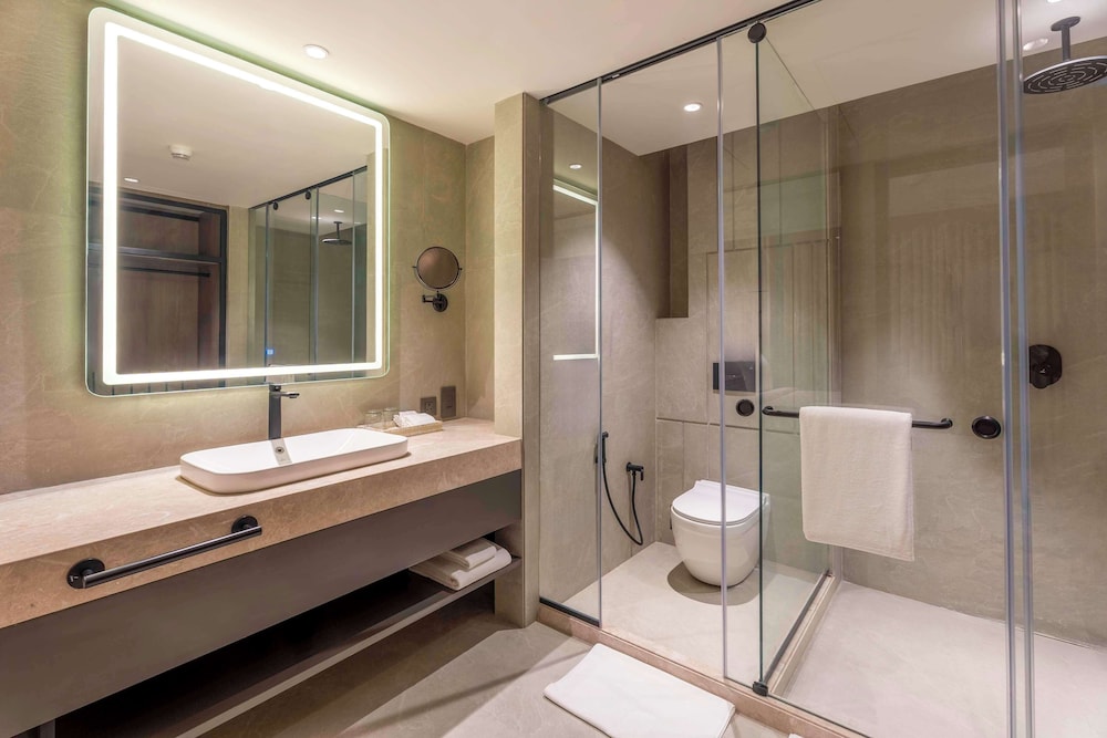 Executive Suite photo 2