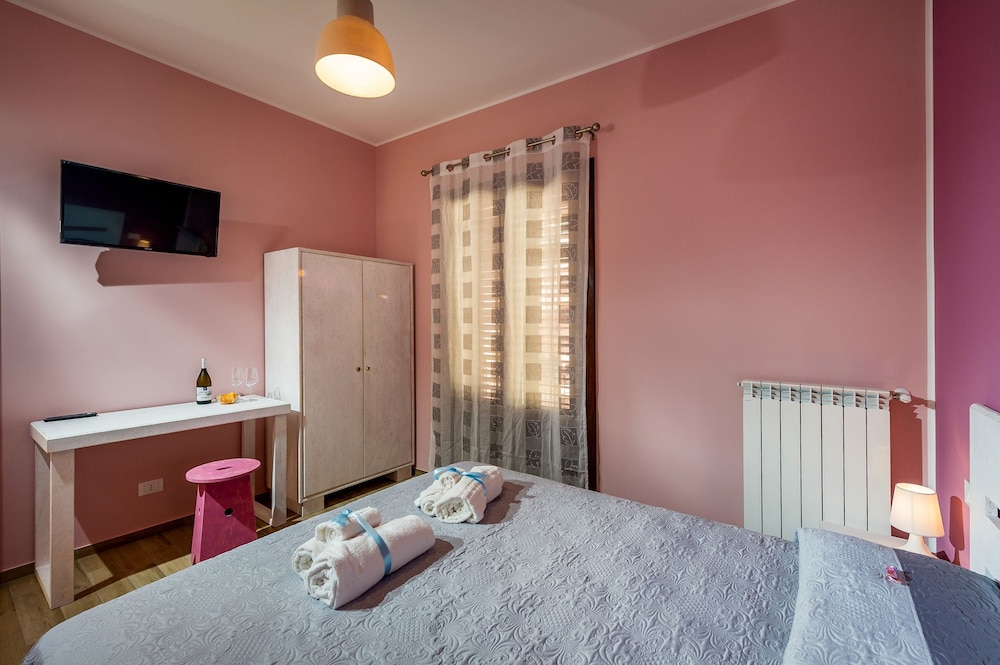 Deluxe Triple Room photo 2