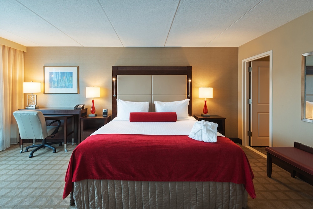 Premium Room, 1 King Bed with Sofa bed (High Floor) photo 2