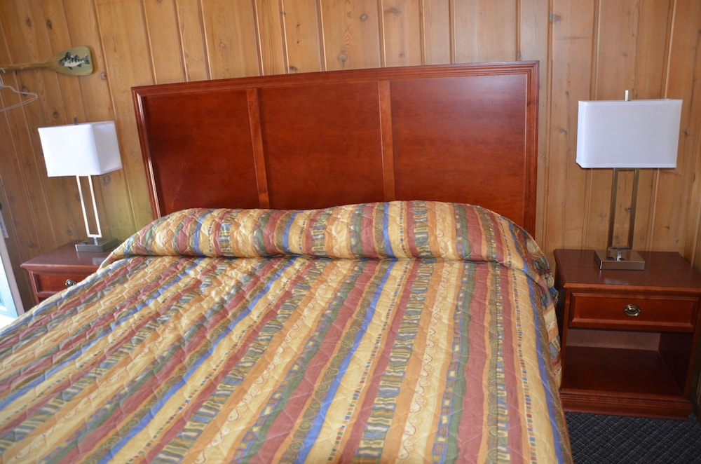 Standard Room, 1 King Bed photo 2