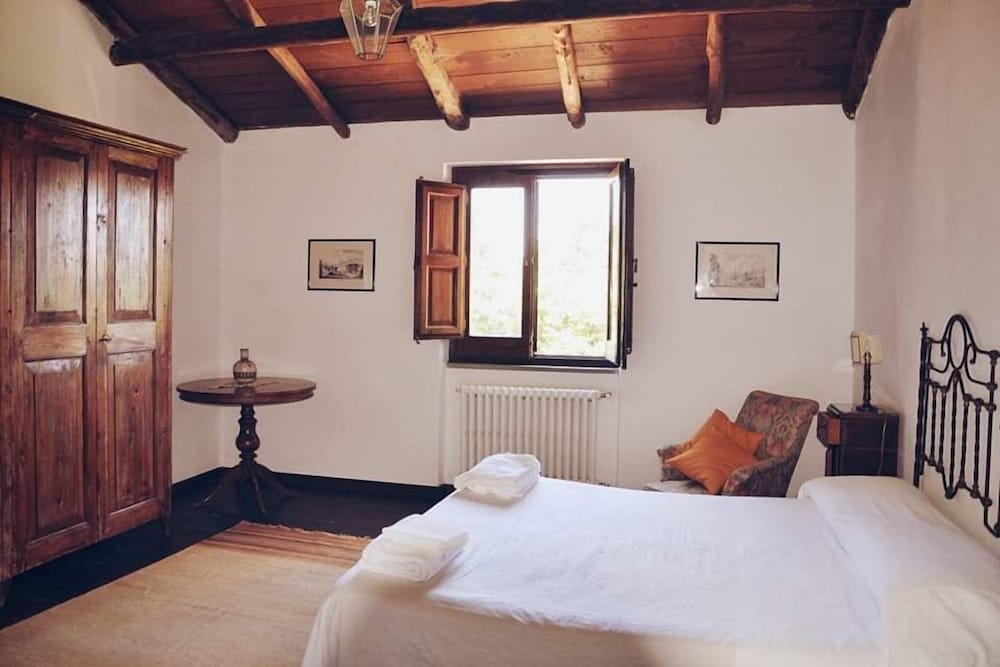 Double or Twin Room photo 3