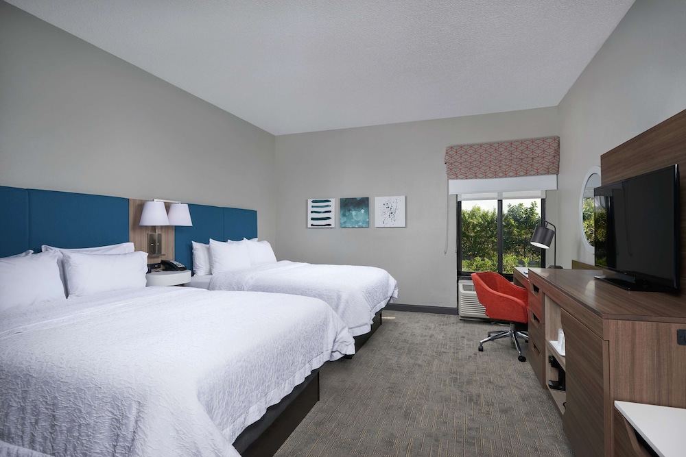 Room, 2 Queen Beds, Balcony (Wet bar) - Photo 1