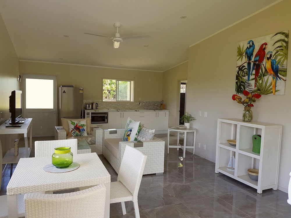 2 Bedroom Bungalow photo 1