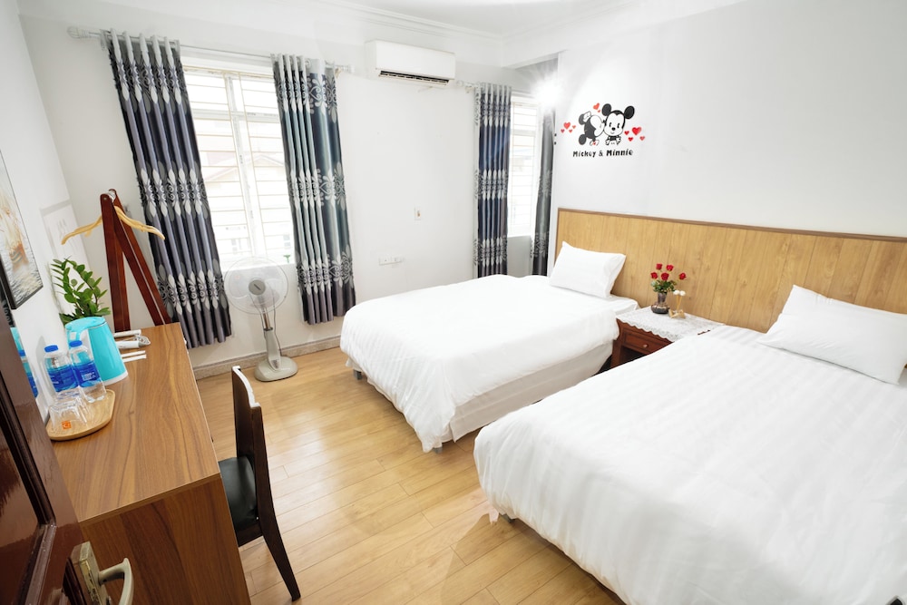 Deluxe Double or Twin Room