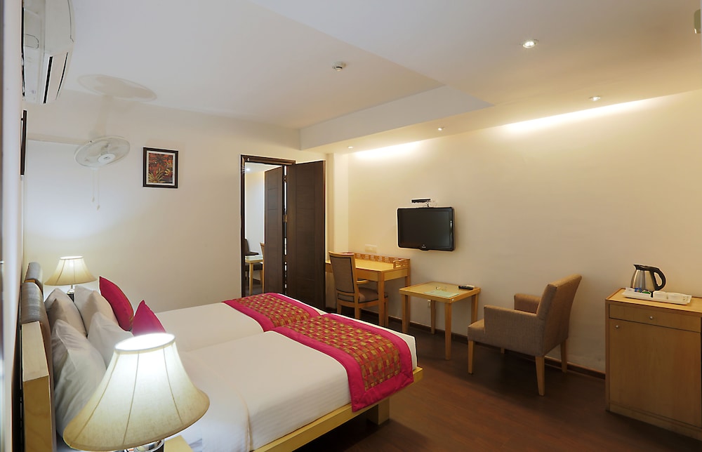 Super Deluxe Room - Photo 11