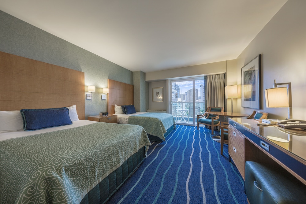 Standard Studio, 2 Double Beds, No Balcony (No Resort Fee  19751313)