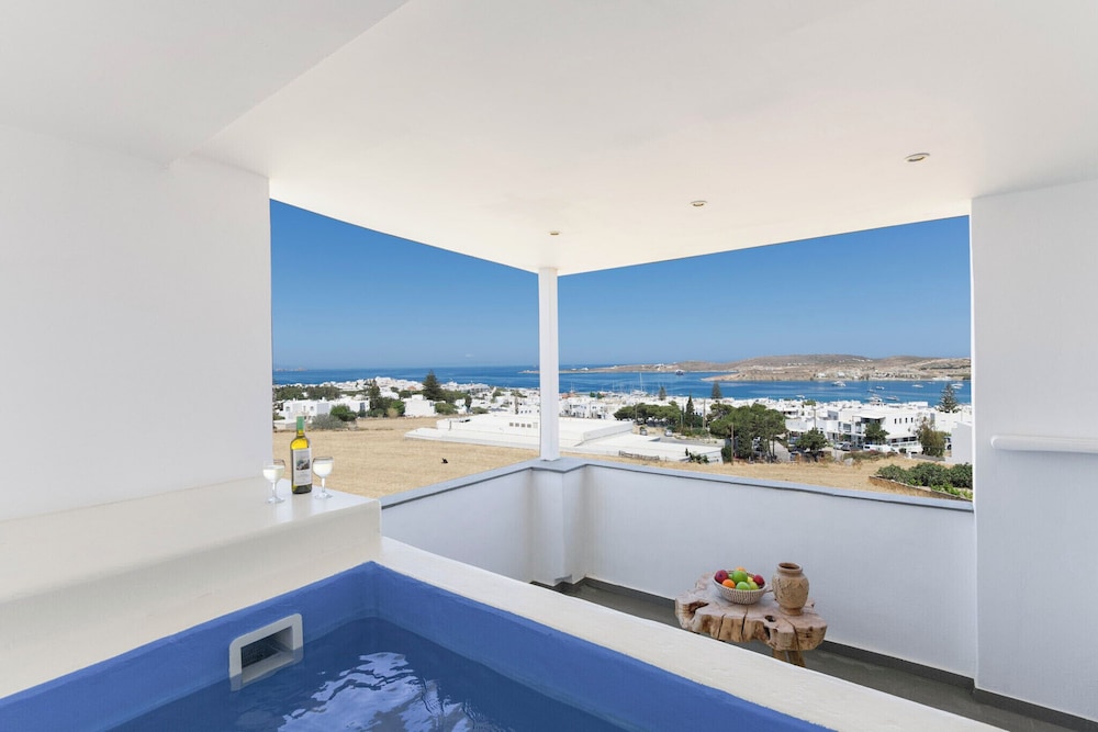 Deluxe Apartment, 2 Bedrooms, Sea View, Executive Level