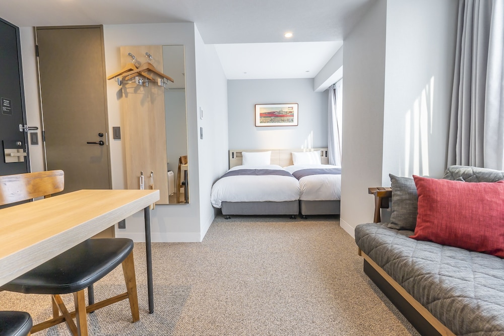 Deluxe Twin Room, Non Smoking (No Cleaning)