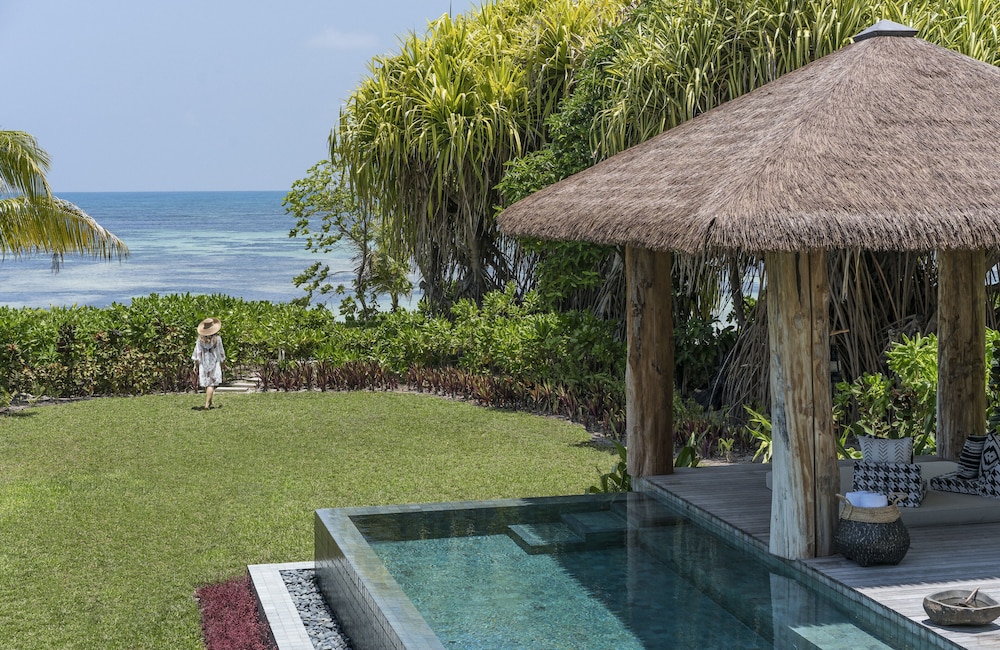 Villa, 1 King Bed, Ocean View (pool)