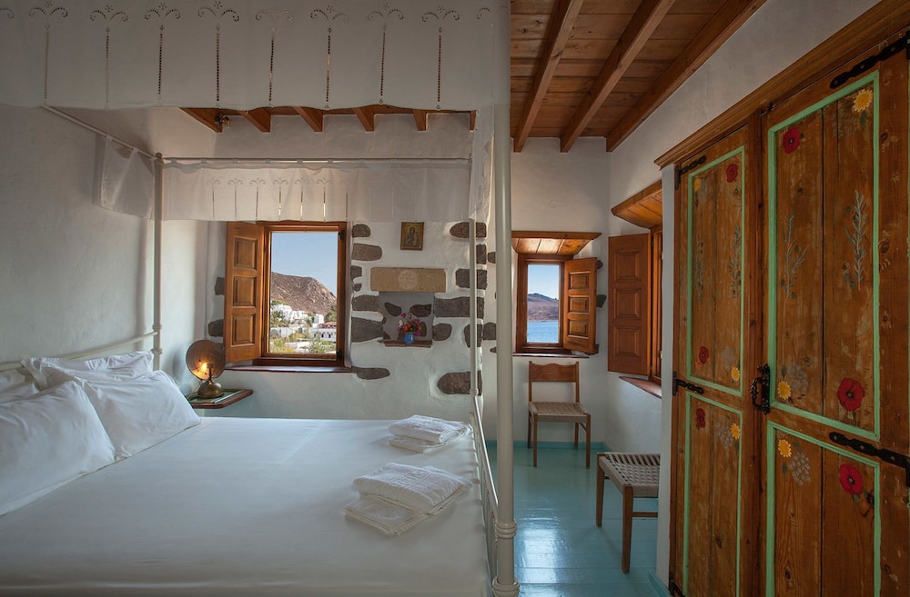 House, 1 Bedroom, Sea View (Thea) photo 1