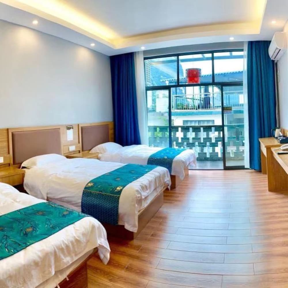 Signature Triple Room