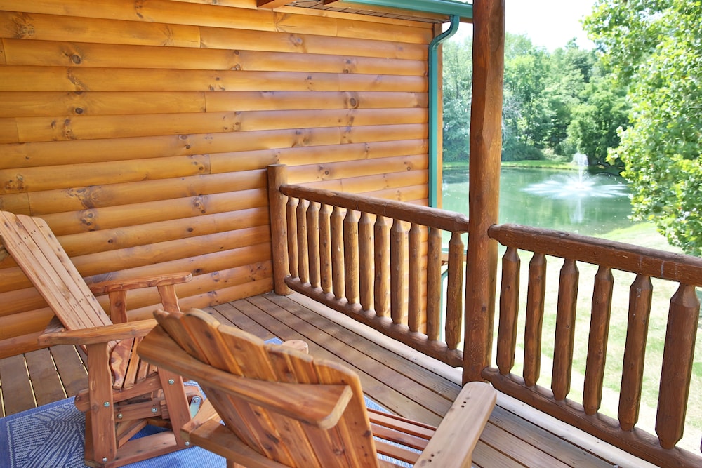 Apartment, 2 Bedrooms, Jetted Tub, Lake View photo 3