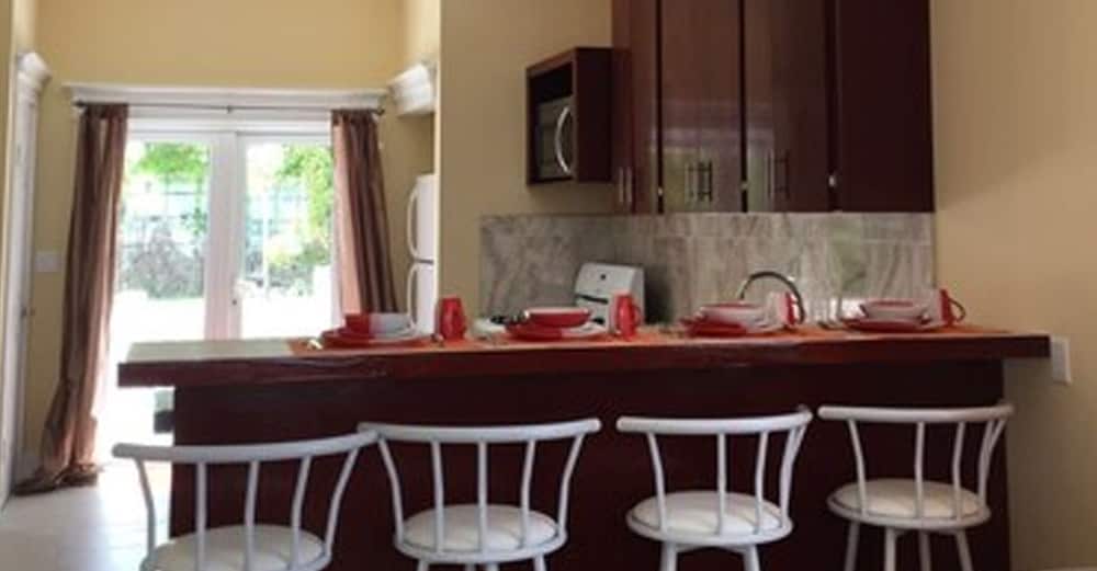 Junior Villa, 2 Bedrooms, Patio, Bay View photo 3