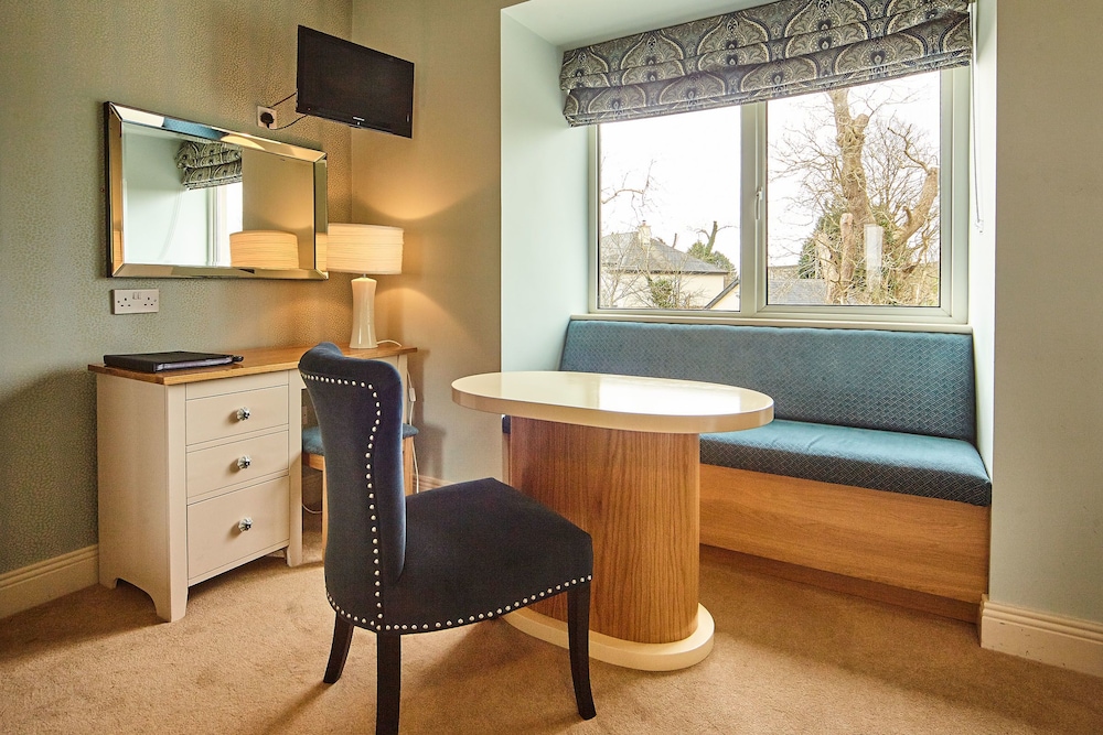 Standard Double and 2 Singles Room photo 1