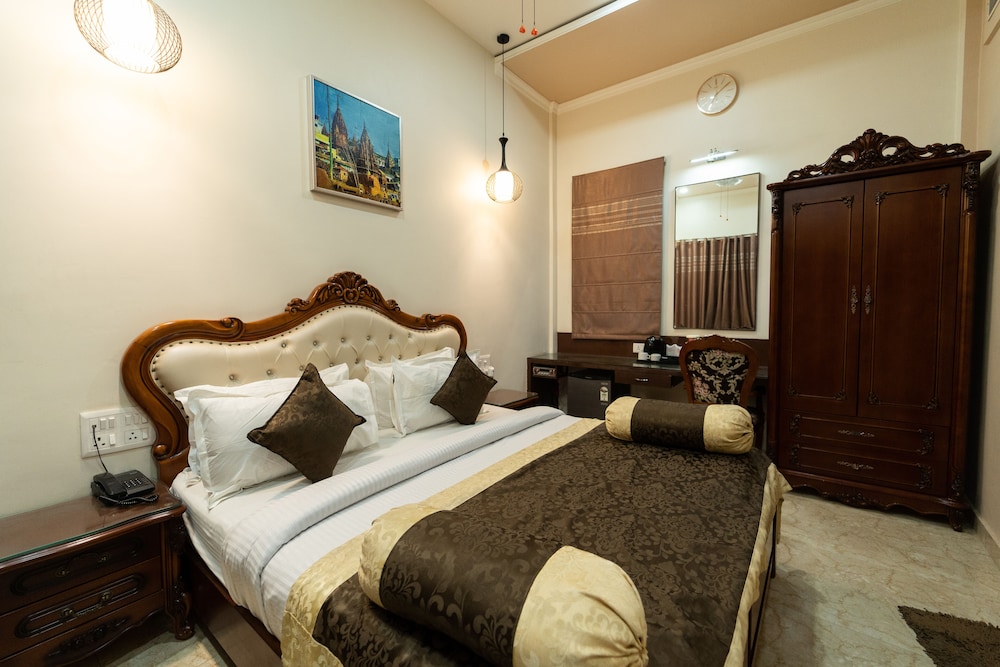 Premium Deluxe Room - Photo 9