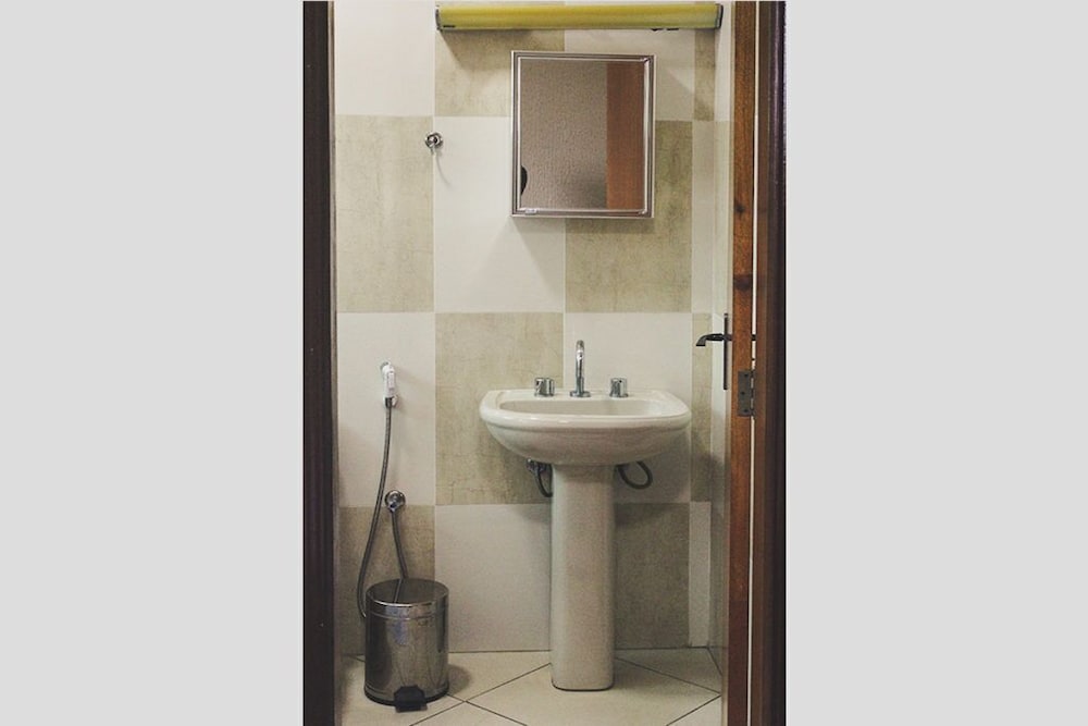 Basic Double Room - Photo 5