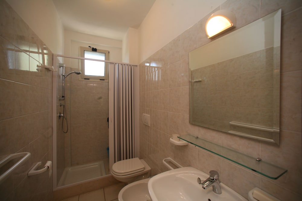 Standard Apartment - Photo 4