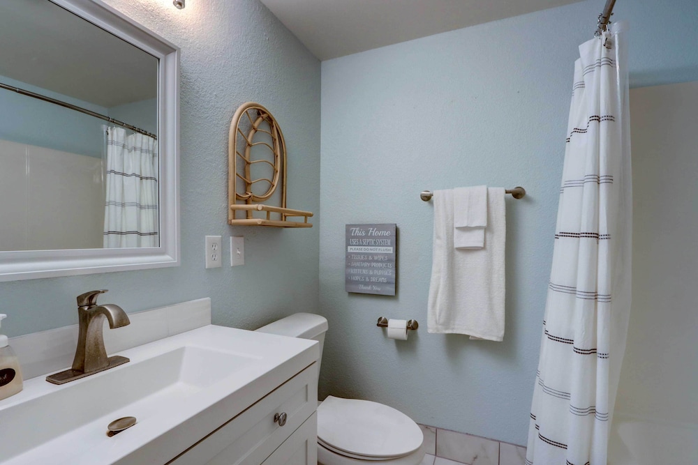 House (2 Bedrooms) photo 2