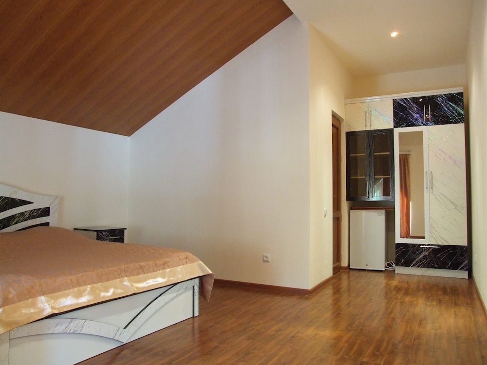 Suite, Mountain View photo 2