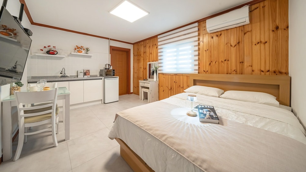 Basic Room, 1 Bedroom (103)