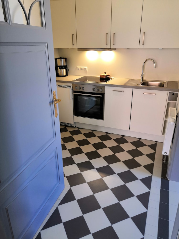 Deluxe Apartment photo 3