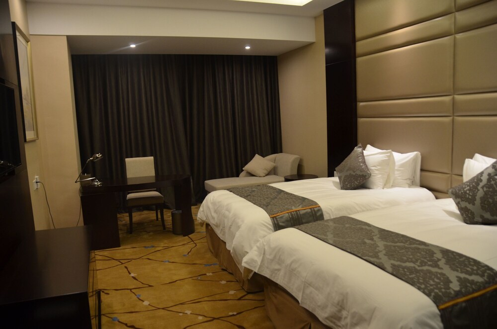 Luxury Twin Room
