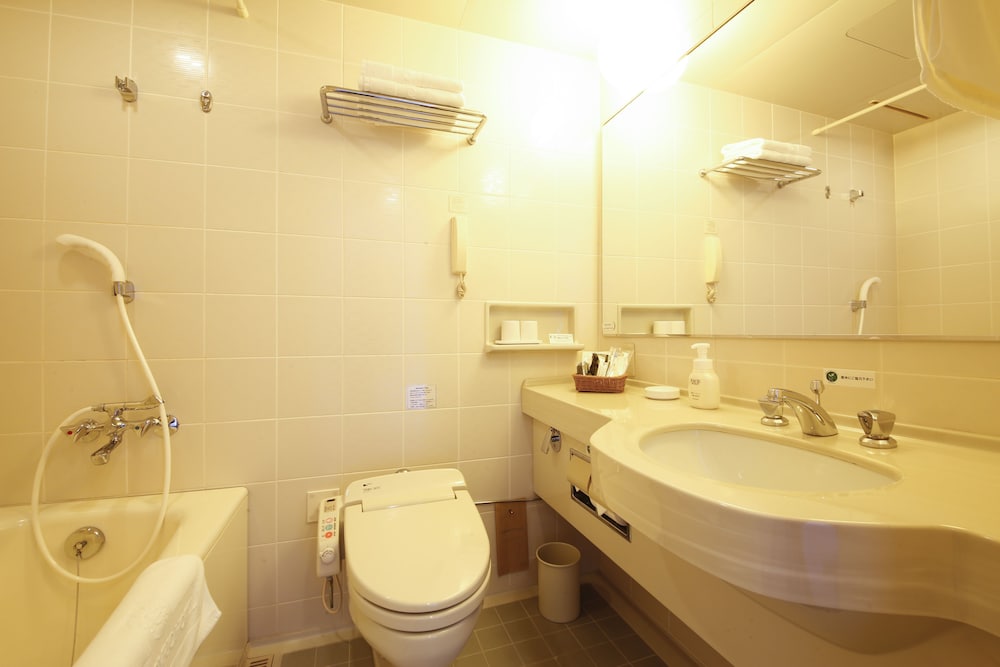 Standard Double Room, Non Smoking, City View - Photo 7