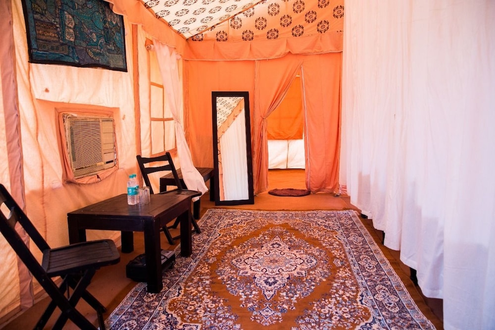 Deluxe Tent, Non Smoking photo 2