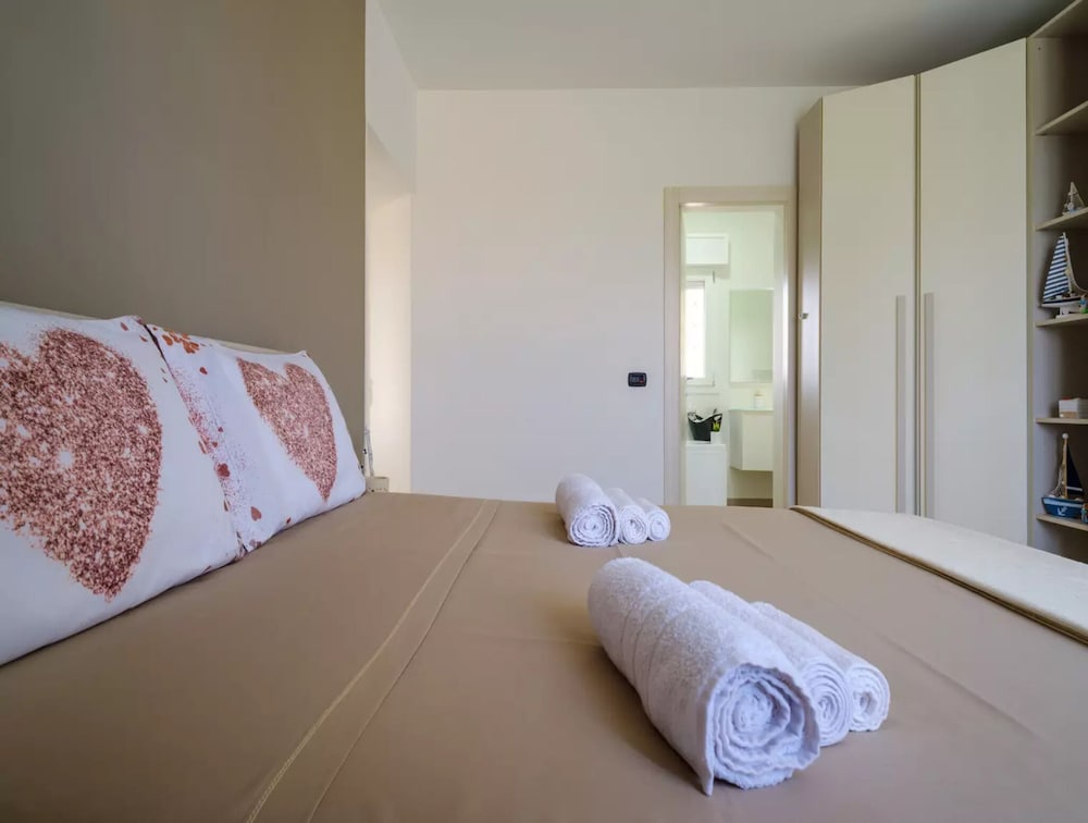 San Foca Luxury Private Villa With Hydromassage and Bike Climate, 写真 2
