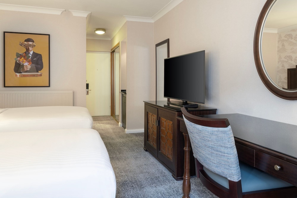 Deluxe Room, 2 Twin Beds - Photo 2