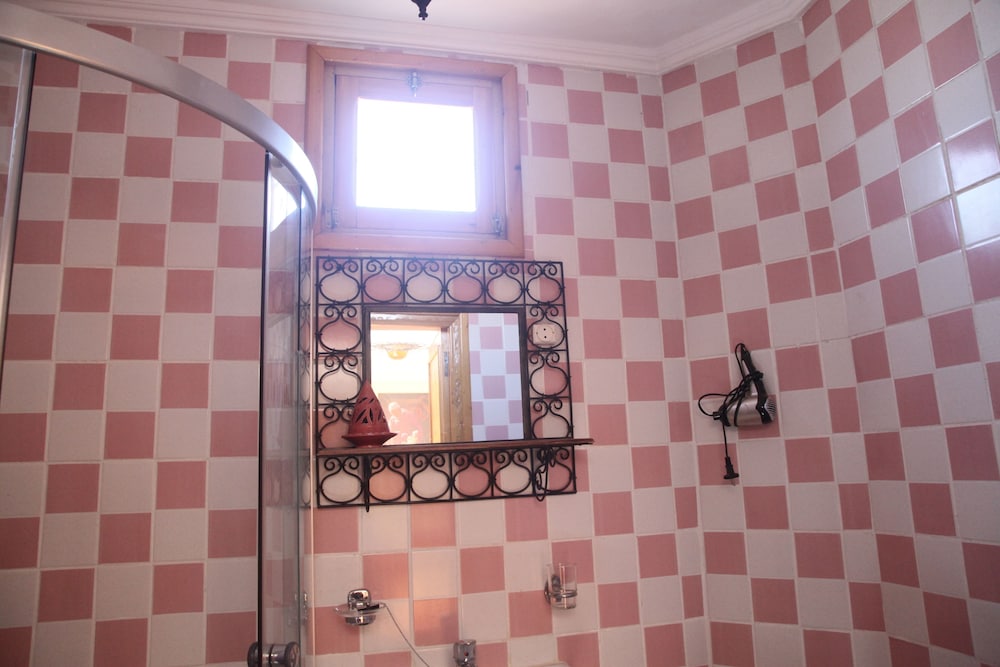 Basic Double Room (Amandine) photo 2