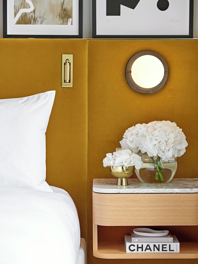 Suite, 1 King Bed (Newly Refurbed Cambridge Suite)