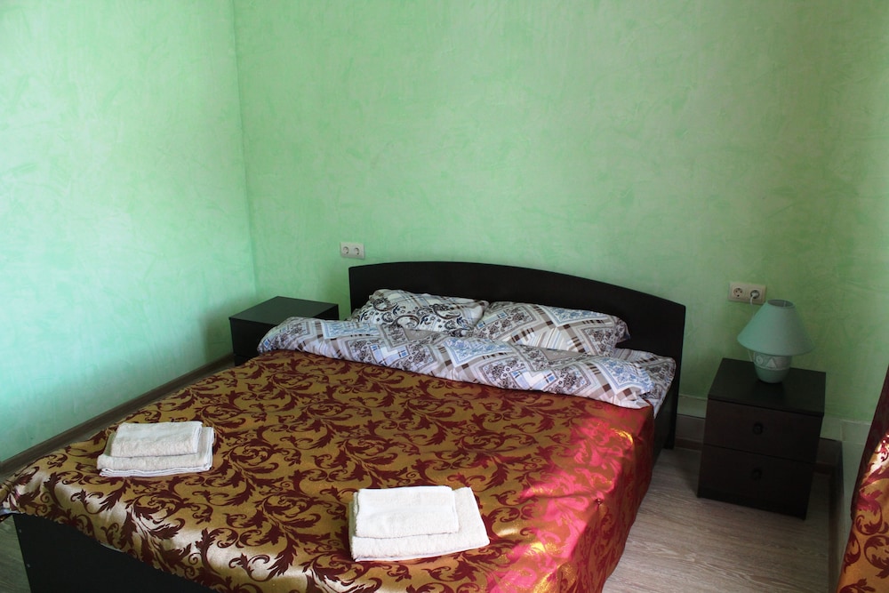 Standard Double Room, 1 Queen Bed, City View photo 2