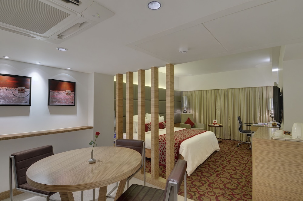 Premium Room - Photo 9