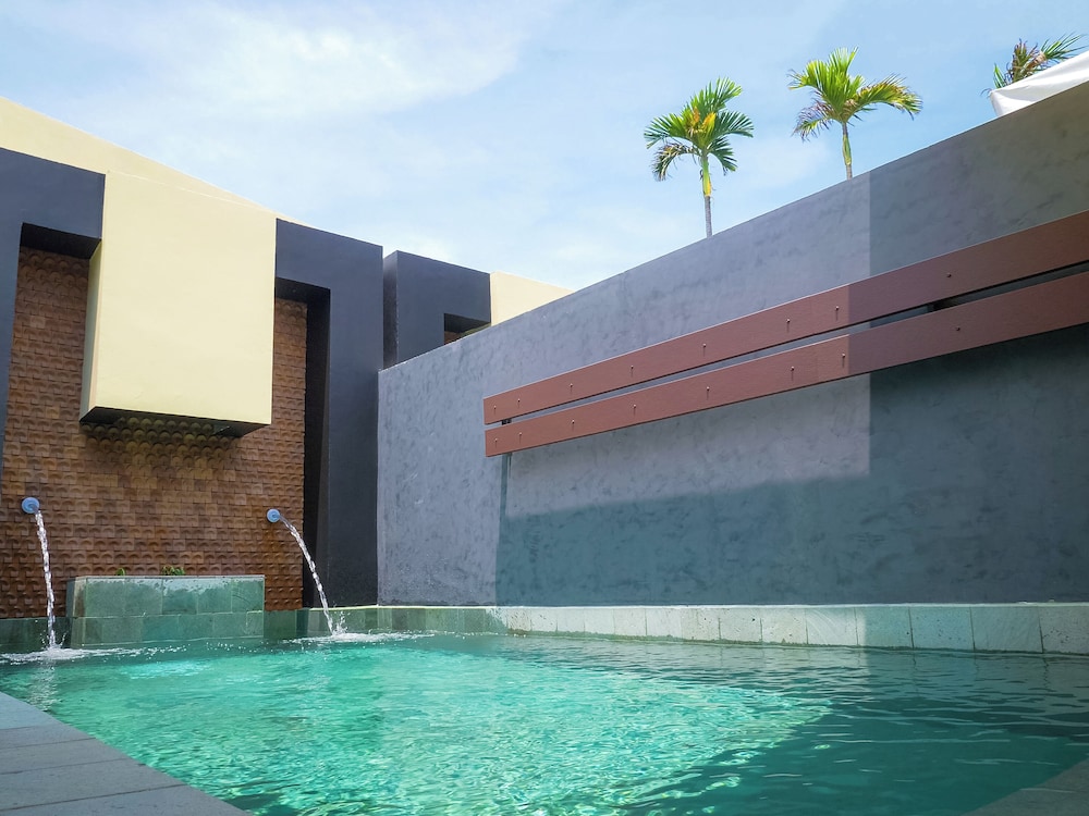 Premier Pool Villa - Photo 6