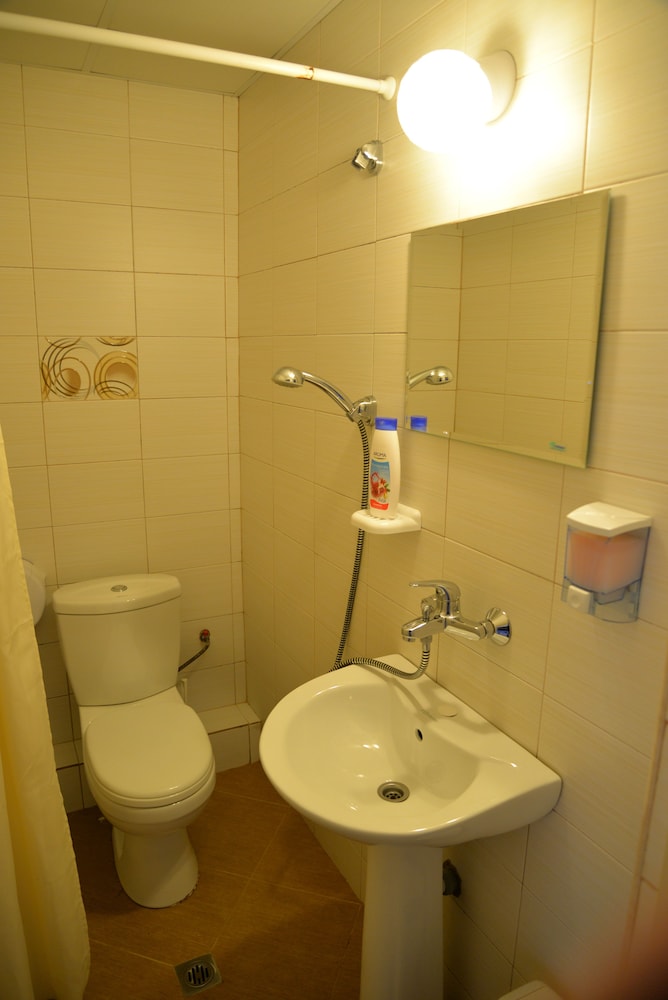 Classic Room, 1 Bedroom (5 people) photo 3