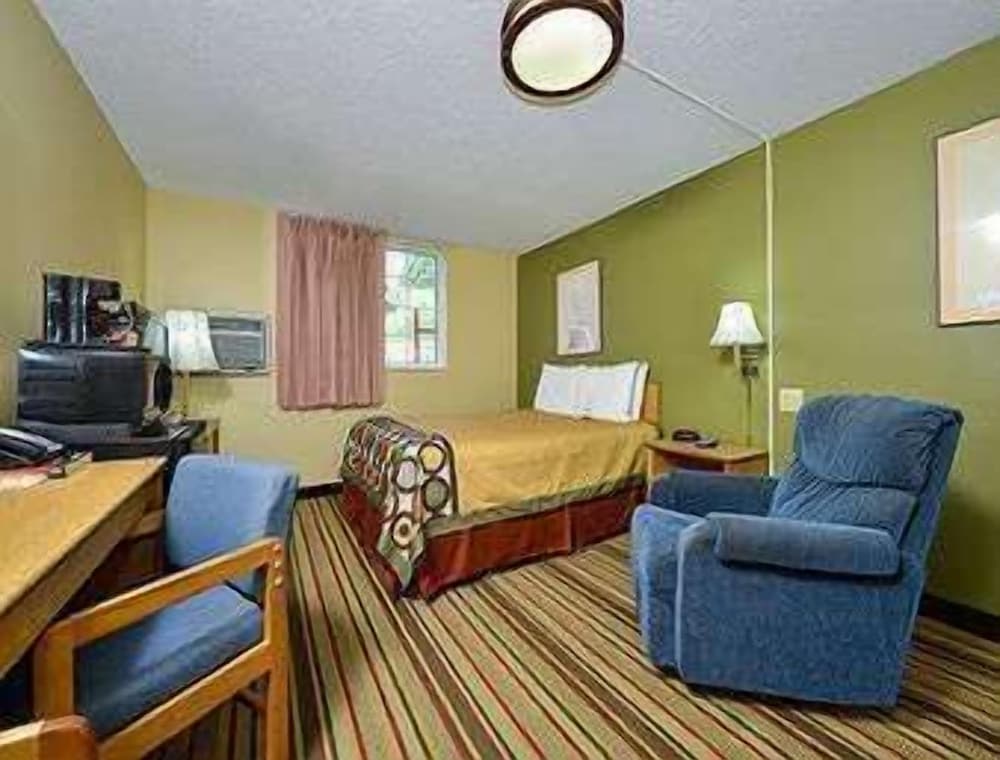 Room, Accessible - Photo 5