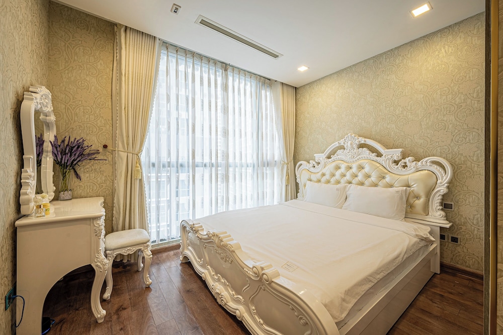 Superior Apartment, 2 Bedrooms, Balcony, City View