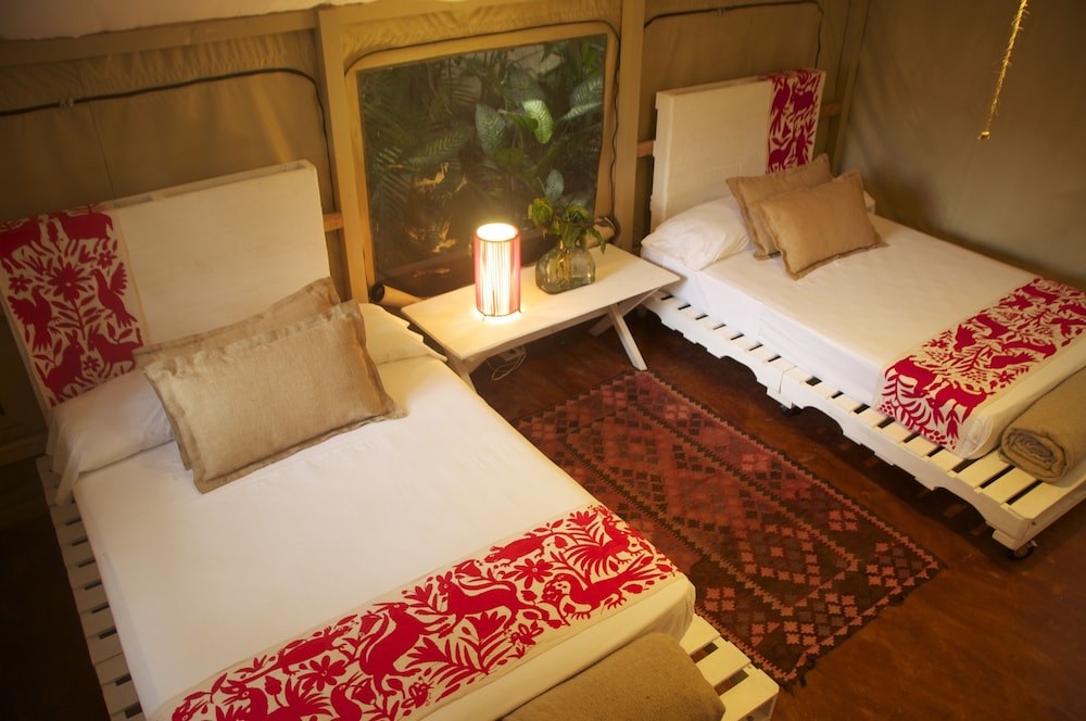 Safari Glamping Double photo 1